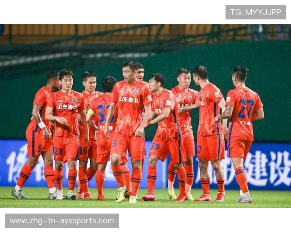 伤病被曝伤情加重，转会或被迫临时引援